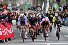 Jasper Philipsen wins Sparkassen Munsterland Giro